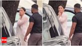 Alia Bhatt visits Sanjay Leela Bhansali's residence, avoids paparazzi | Hindi Movie News - Times of India