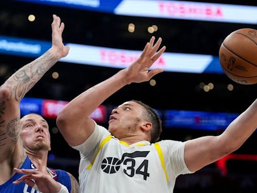 Utah Jazz waive Kenneth Lofton Jr. and Darius Bazley