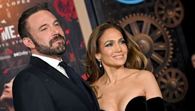 BUZZ: Jennifer Lopez responds to Ben Affleck divorce rumors; ‘The Munsters’ reboot