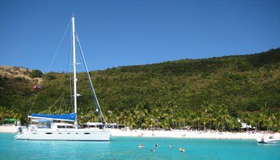 À venda: cruzeiros de luxo gastam US$ 1,5 bilhão por ilhas e praias no Caribe