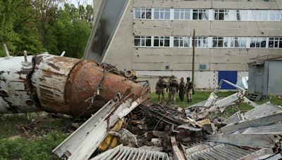 “La situación en el frente ha empeorado”: Ucrania se retira de tres pueblos mientras la situación en la zona oriental empeora - La Tercera