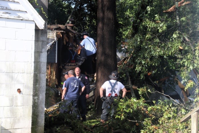 Man presumed dead after tree lands on house (VIDEO & GALLERY) - Mid Hudson News