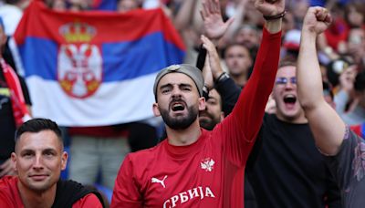 ¡Serbia amenaza con dejar la Euro si no sancionan a Albania y Croacia!