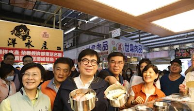 高市龍華市場推「無塑買菜」 可抽1500元消費券