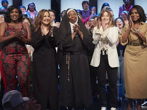 Whoopi Goldberg's Sister Act Reunion Performance Has Us All Smiling And Crying In Equal Measure