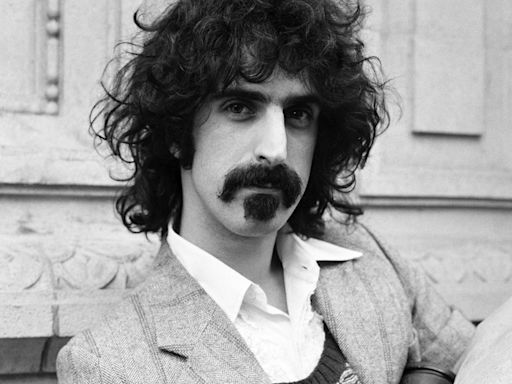 Frank Zappa’s final print interview, including the 12 words he signed off with