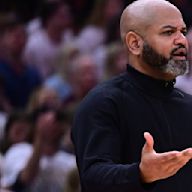 Cavs fire HC J.B. Bickerstaff