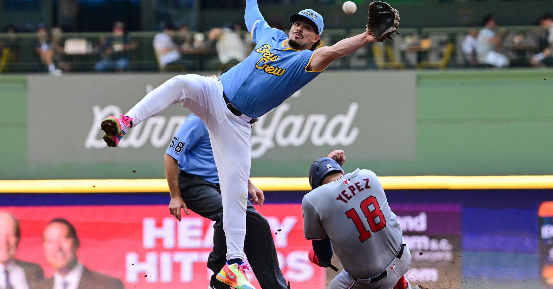 Willy Adames powers Brewers past Nationals