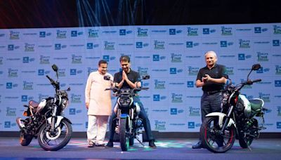 Bajaj Auto launches world's first CNG bike, Freedom 125 at INR 95,000 - ET Auto