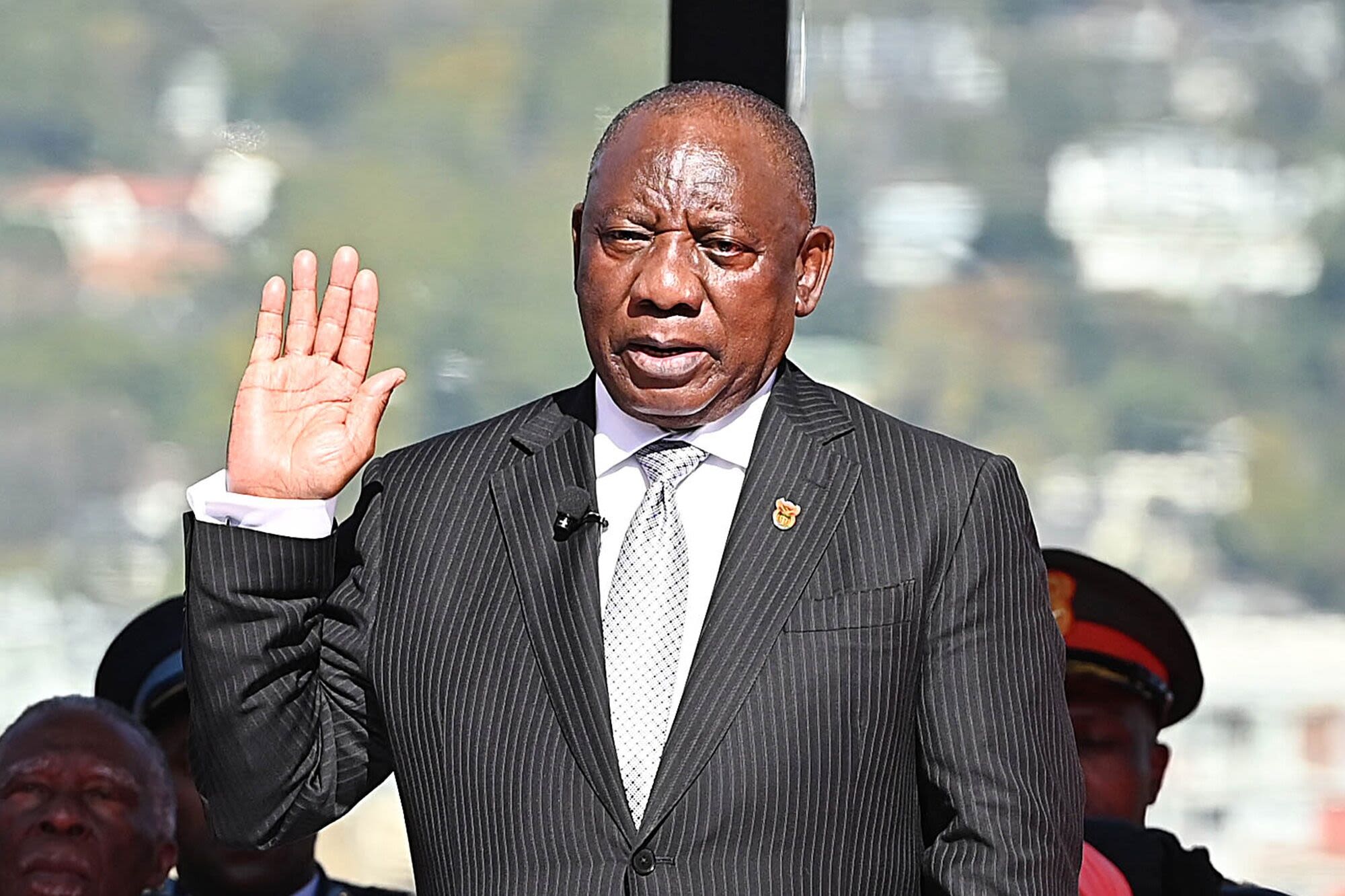 South Africa’s Ramaphosa Begins Consultations on New Cabinet