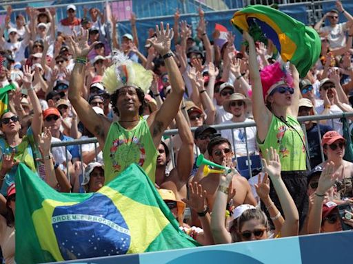 JO 2024 Beach-volley : « J’ai rarement vu ça »… On était au latinico Brésil-Cuba et c’était bouillant