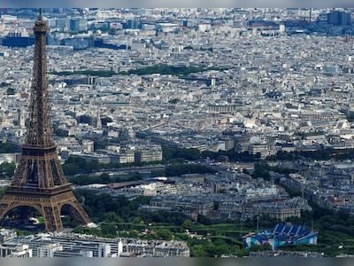 In Pics | Eiffel Tower to The Grand Palais — Six iconic landmarks in Paris that will double up as Olympic venues - CNBC TV18