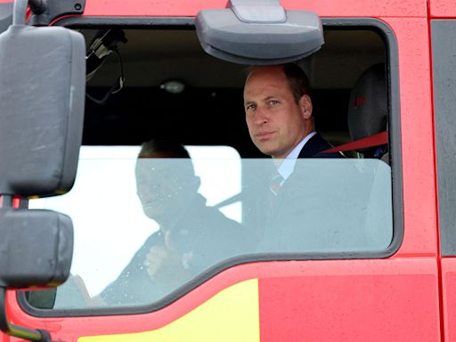 Le prince William en mission incendie à Anglesey