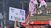 Georgia vs. Tennessee: Best signs from ESPN’s College GameDay