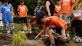 Waterford students celebrate new garden