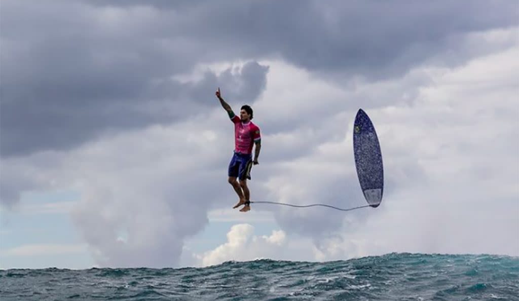 Gabriel Medina’s Iconic Olympic Photo Is Misunderstood