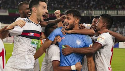 ISL 2024-25: Mohun Bagan SG looks to regain winning form as it hosts NorthEast United in grudge match