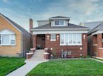 5832 W Melrose St, Chicago IL 60634