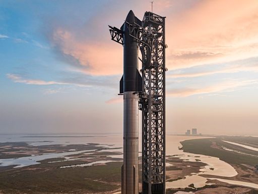 Watch SpaceX stack Starship Super Heavy for 4th test flight