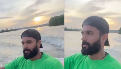 Vijay Deverakonda Rides His Way Through A Dreamy Sunset On Speed Boat - News18