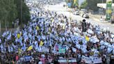 Thousands march to Jerusalem demanding hostage deal