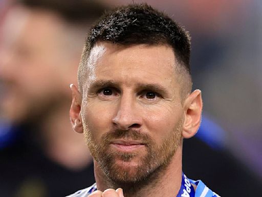 Argentina minister FIRED for telling Lionel Messi 'to apologize'