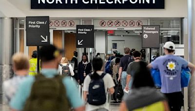 Friday's preholiday travel breaks the record for the most airline travelers screened at US airports