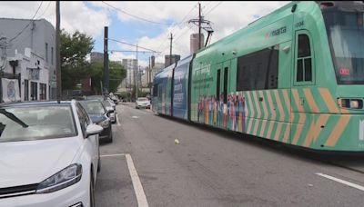 Mayor Dickens raises cost concern for streetcar project on BeltLine