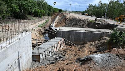 Work on widening Panjapur-Edamalaipattipudur road gathers pace