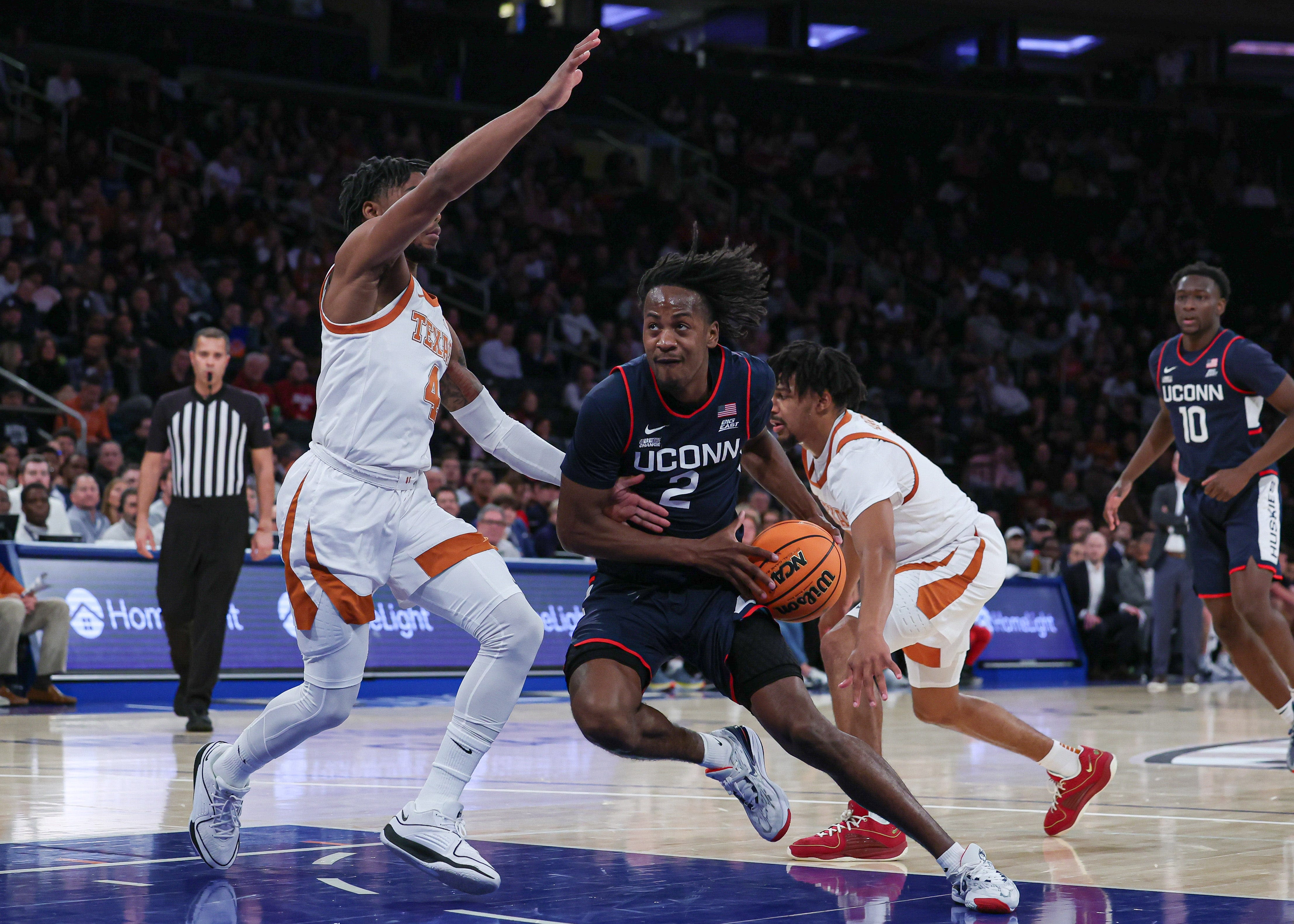 Source confirms that Texas basketball will host defending national champion UConn Dec. 8
