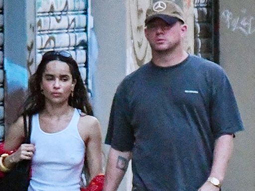 Zoë Kravitz Dresses Down Summer's Biggest Print Trend—With $650 Flip Flops