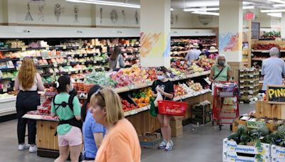 US consumer prices unexpectedly fall in June