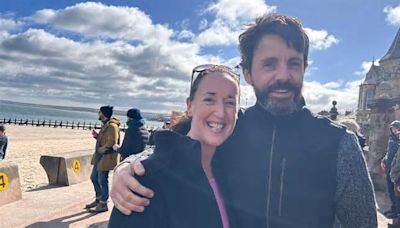 Edinburgh locals bump into Hollywood actor as he films Netflix show in Portobello