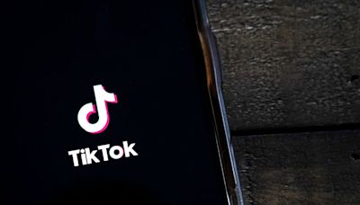 Trump backs TikTok as US ban looms