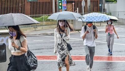 雨彈狂炸！ 13縣市豪大雨特報 7地大雷雨警示