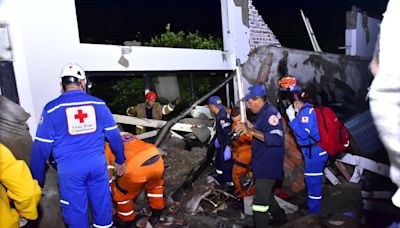 Dos muertos y más de 30 heridos tras el colapso de un techo en casa campo de Valledupar