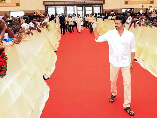 Can Vijay pull off what Rajinikanth and Kamal Haasan couldn’t? - Times of India
