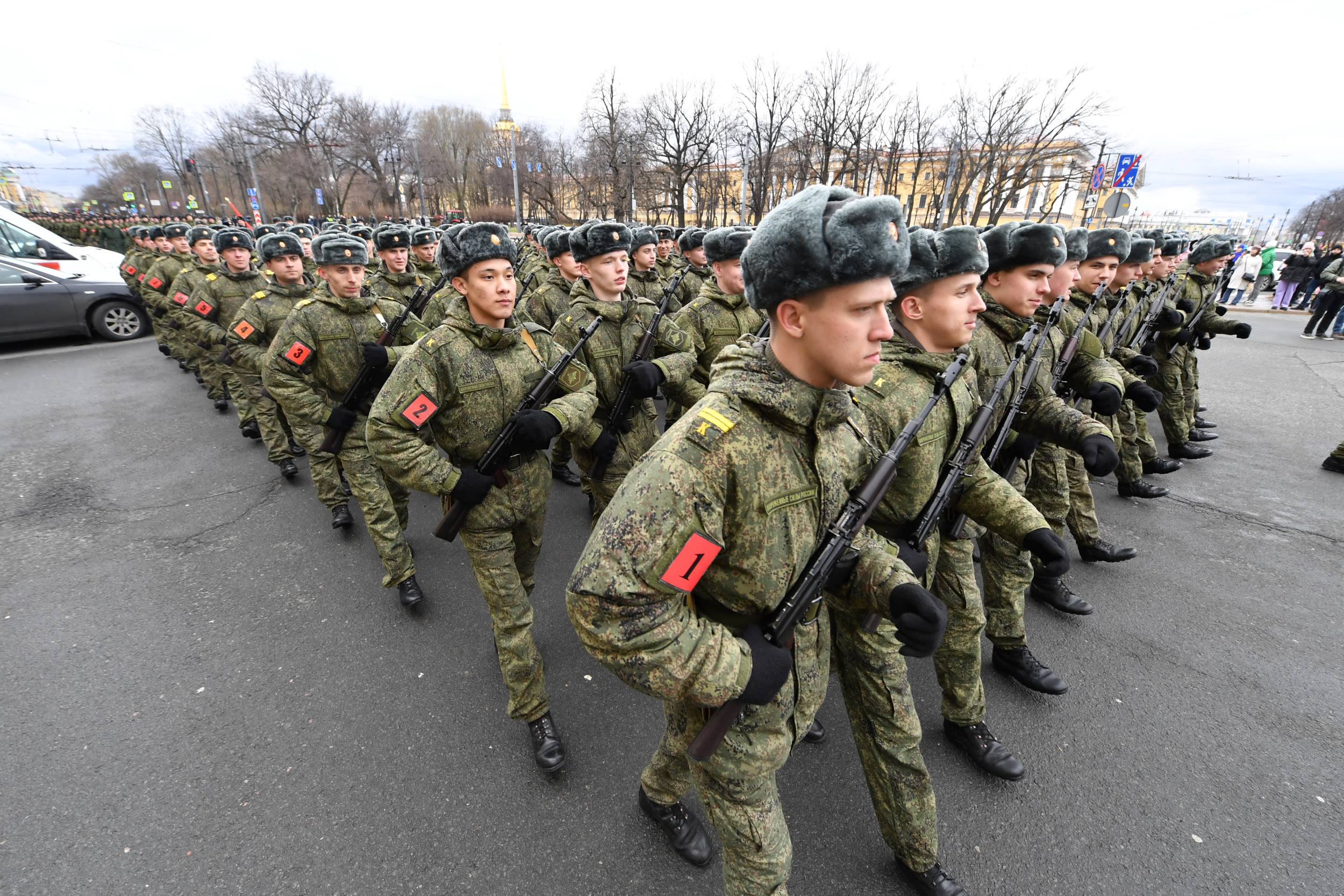 Top Ukraine official warns Russia could capture "Baltics in 7 days"