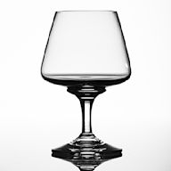 Shorter than Bordeaux glasses with a wider bowl Designed for lighter-bodied red wines like Pinot Noir Enhances the wines aroma and allows for a more delicate sip