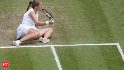 Jelena Ostapenko gets into argument during Wimbledon 2024 quarterfinals, throws coach out of the box, here's what happened - The Economic Times