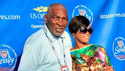 Venus & Serena Williams' Dad's Years-Long Divorce Case Suddenly Dismissed