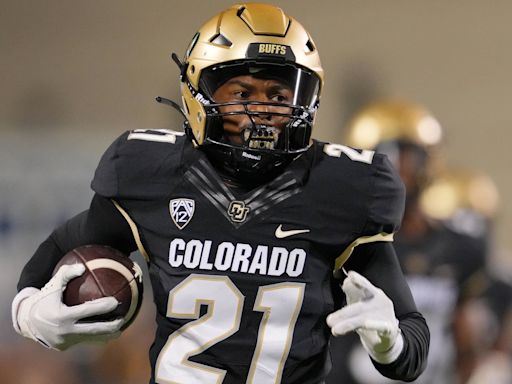 Colorado's Shilo Sanders out at least six months after shoulder surgery, sources say