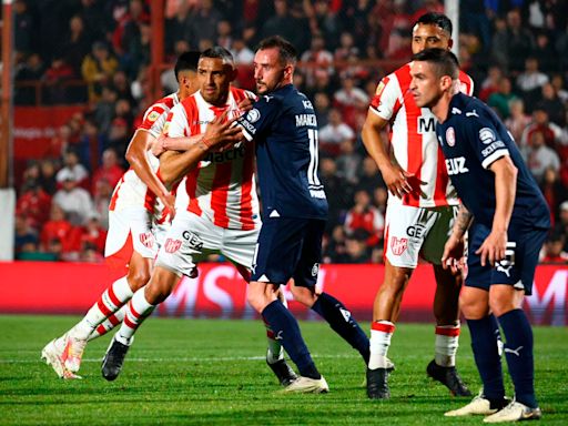 Independiente hizo todo mal en el debut de Julio Vaccari y cayó sin excusas ni fútbol ante Instituto por la Liga Profesional