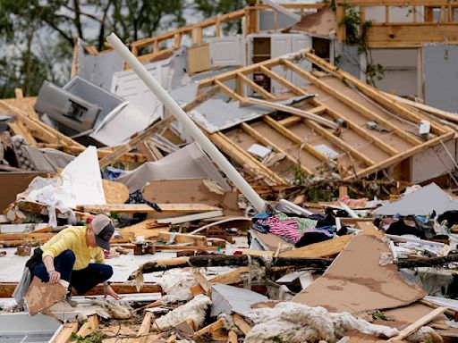 New storms pummel the South as a week of deadly weather marches on