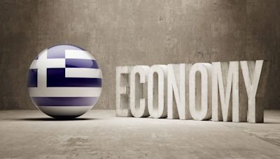 Greece: economy set to grow 2% in 2024 as tourism and wage increases support, says OECD report | Invezz