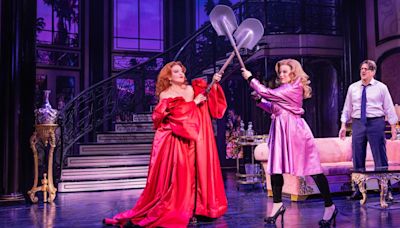 Video/Photos: First Look At Megan Hilty, Jennifer Simard, Michelle Williams & More in DEATH BECOMES HER