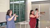 Imparten taller de lengua de señas a alumnos de la UPCH