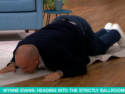 This Morning hosts in stitches as Strictly's Wynne Evans shows off signature move