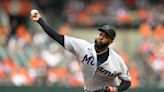 Johnny Cueto signs minor league deal with Texas. He was an All-Star for Rangers manager Bruce Bochy