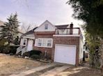 4 Baxter Ave, New Hyde Park NY 11040